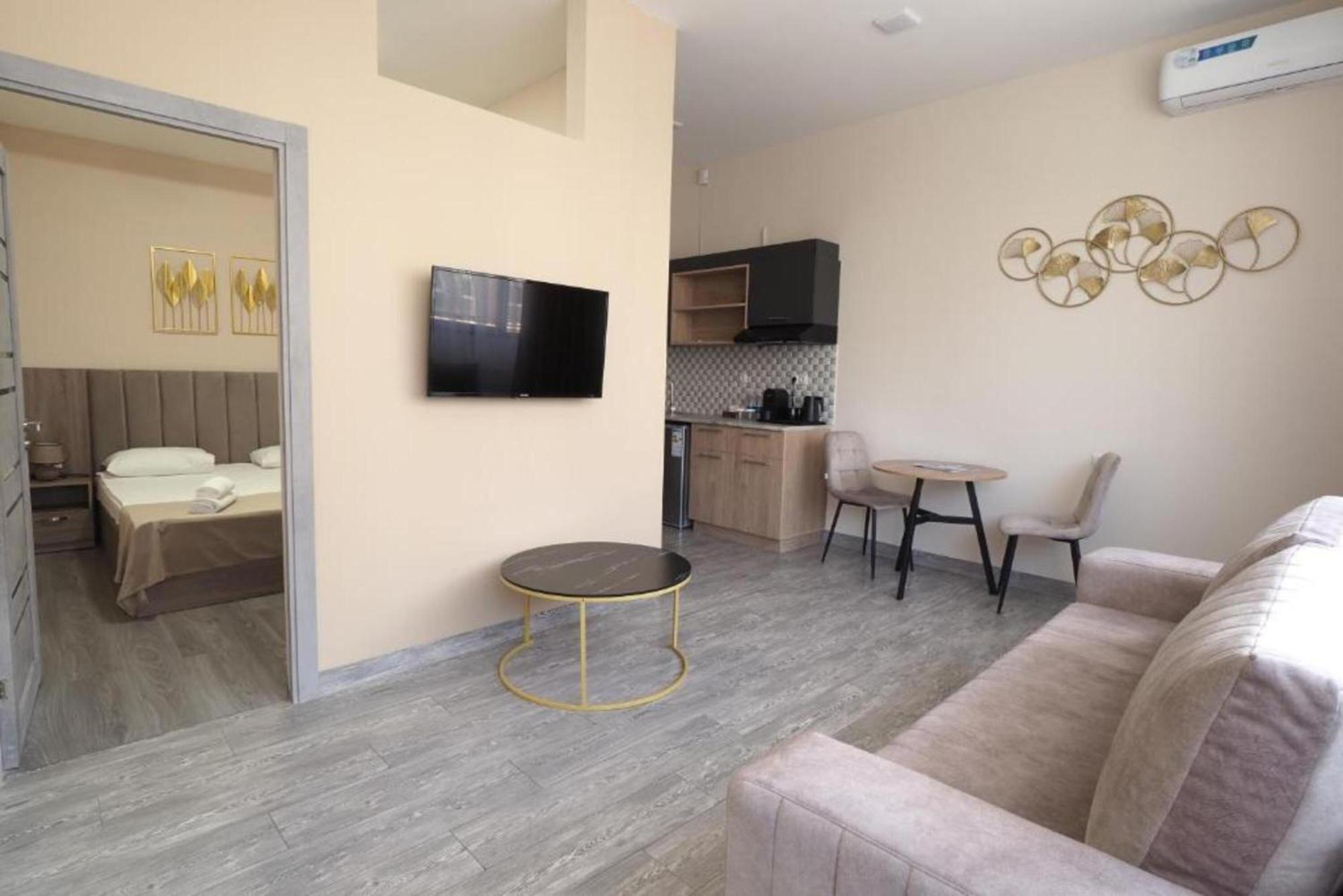 Hotel Menua Yerevan Room photo